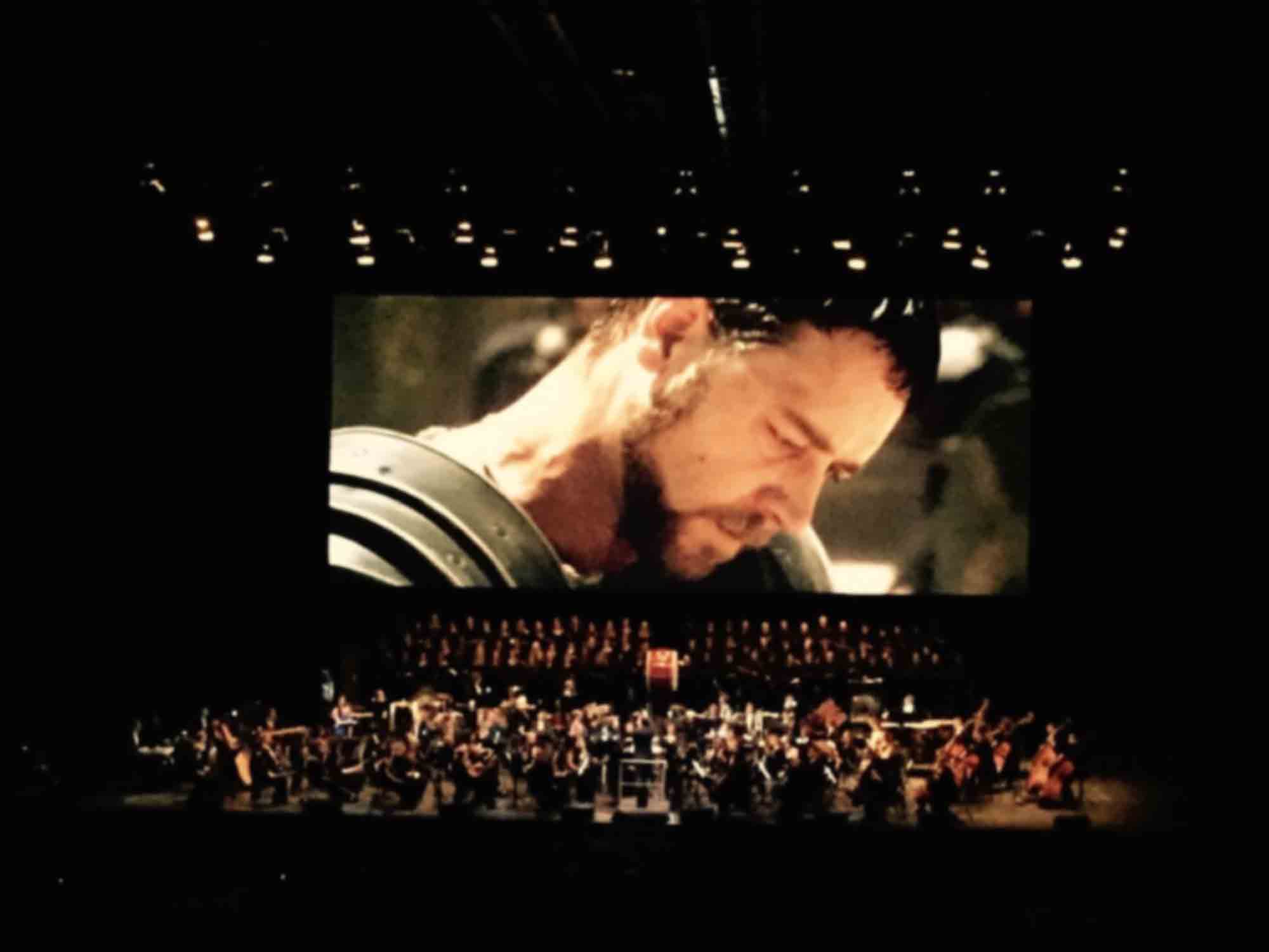 Het KCB-Koor zingt de originele muziek van de film ‘Gladiator’ (2000) ‘live to projection’ in Brussels Expo, Paleis 12, december 2014.